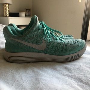 Nike Lunar Epic Flyknit running shoes